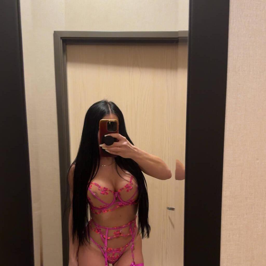 
                        French Bombshell Keissy
                     is Female Escorts. | Thunder Bay | Ontario | Canada | canadapleasure.com 