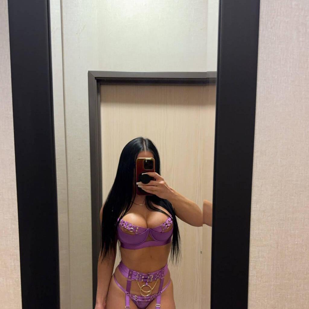 
                        French Bombshell Keissy
                     is Female Escorts. | Fredericton | New Brunswick | Canada | canadapleasure.com 