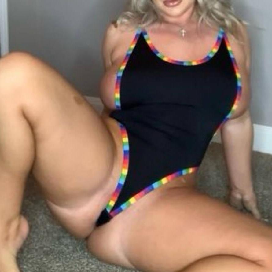
                        Danni
                     is Female Escorts. | Edmonton | Alberta | Canada | canadapleasure.com 