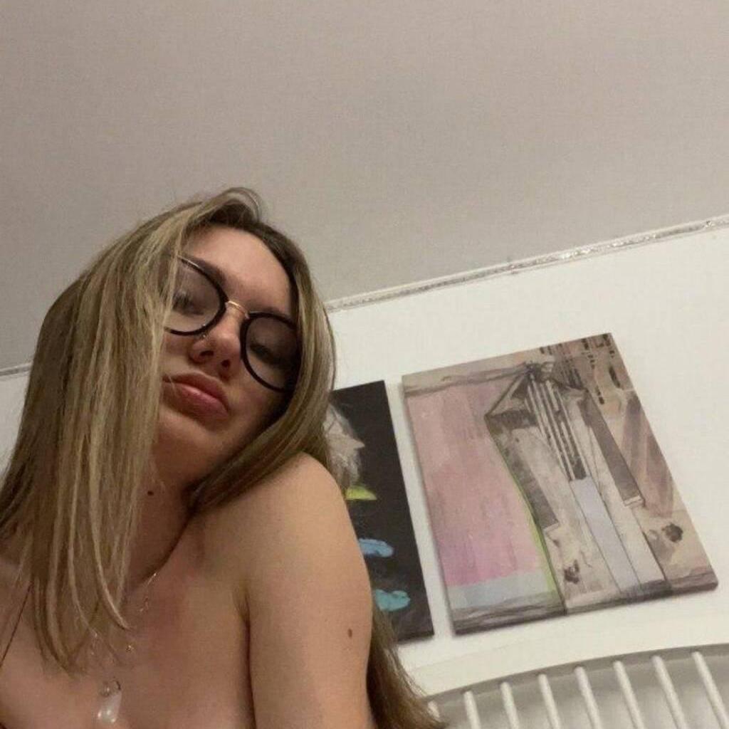 
                        Jessy
                     is Female Escorts. | Sault Ste Marie | Ontario | Canada | canadapleasure.com 