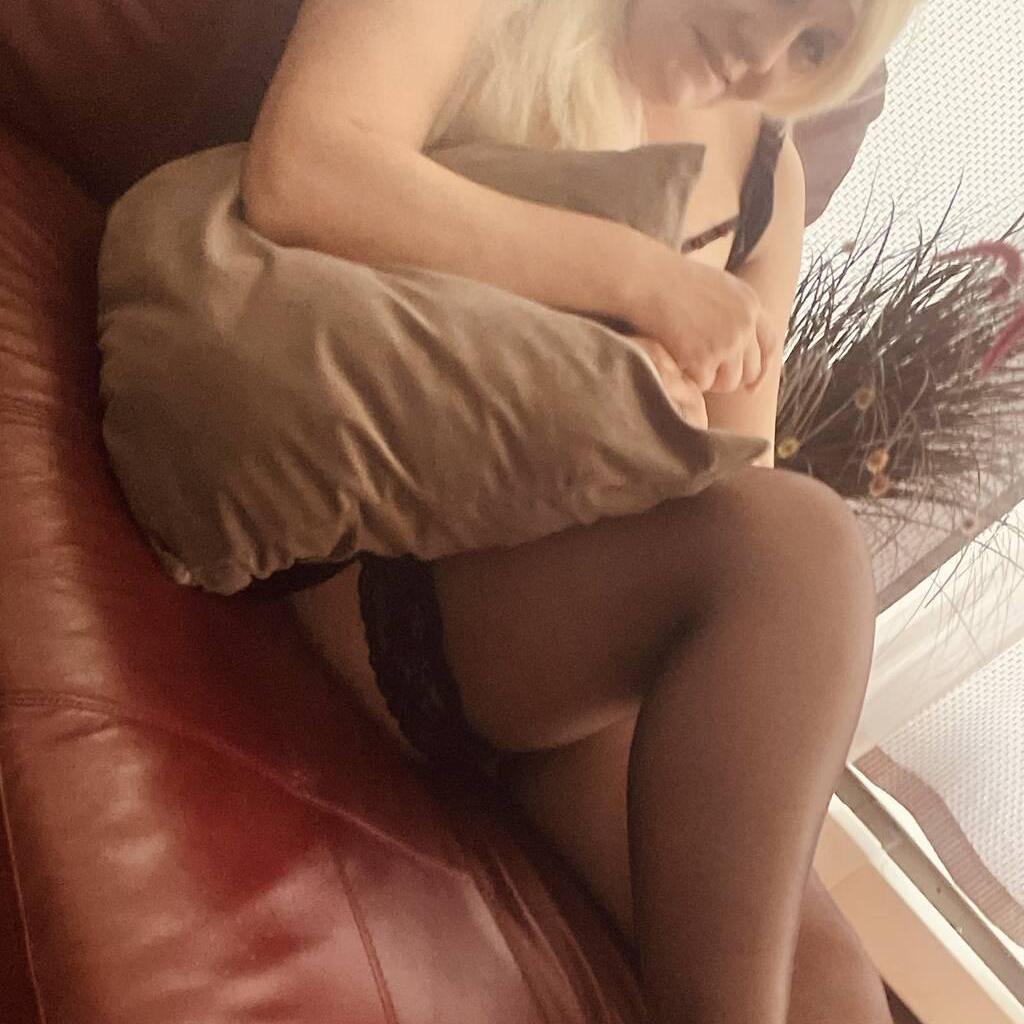 
                        sinderella
                     is Female Escorts. | Ft Mcmurray | Alberta | Canada | canadapleasure.com 