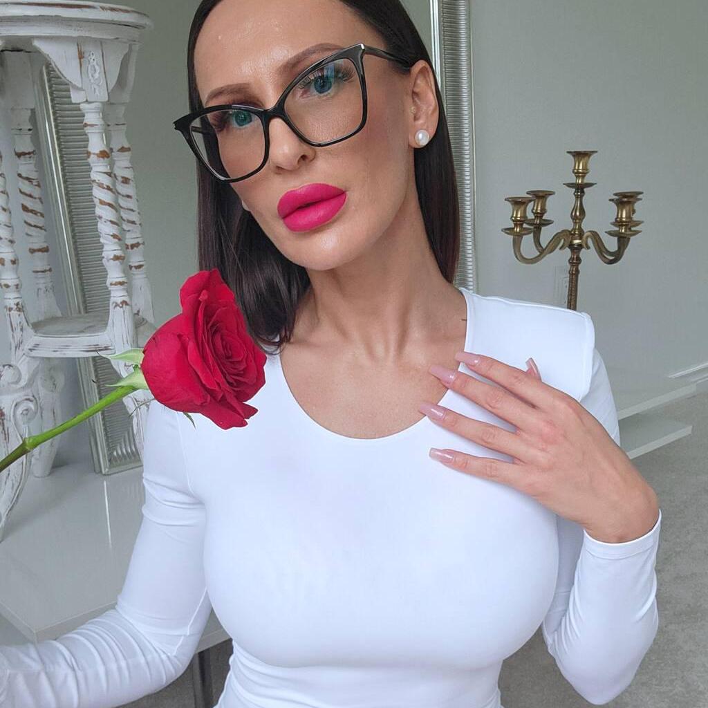 
                        VESNA || FOREiGN FELiNE
                     is Female Escorts. | Moncton | New Brunswick | Canada | canadapleasure.com 