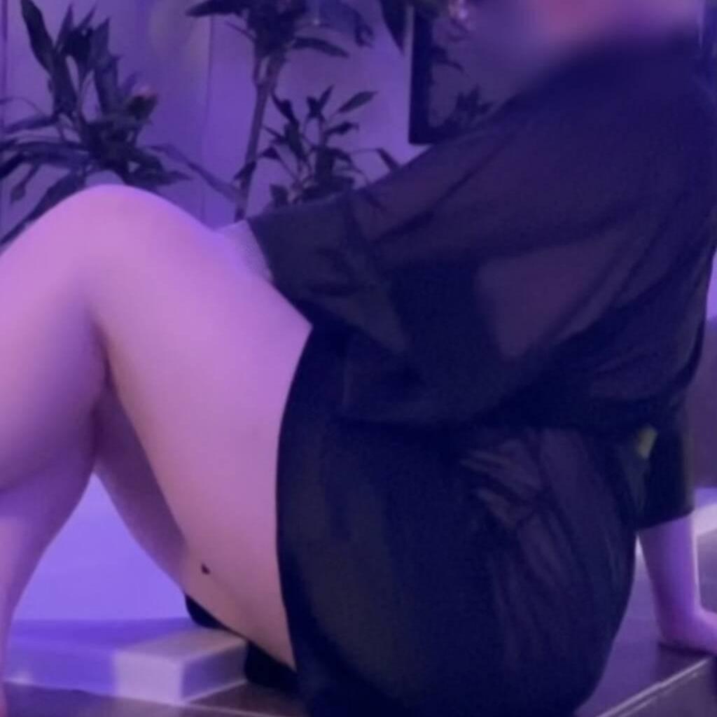 
                        Madison
                     is Female Escorts. | belleville | Ontario | Canada | canadapleasure.com 