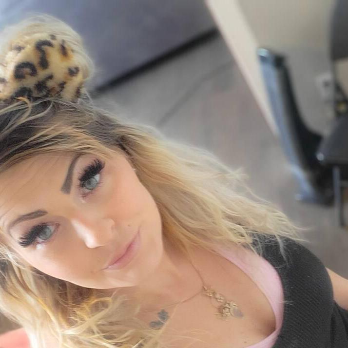 
                        Danni G
                     is Female Escorts. | Red Deer | Alberta | Canada | canadapleasure.com 