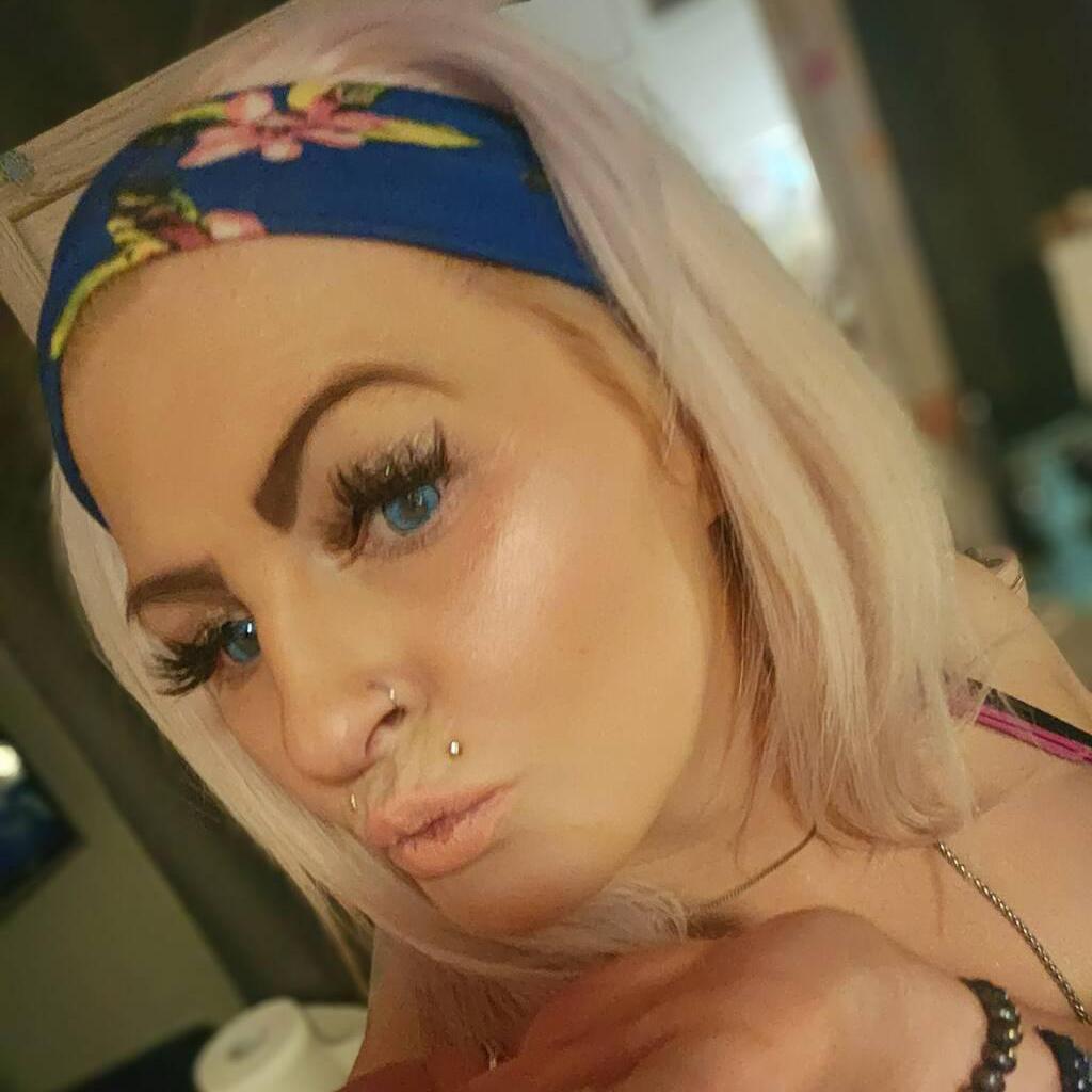 
                        Danni G
                     is Female Escorts. | Red Deer | Alberta | Canada | canadapleasure.com 