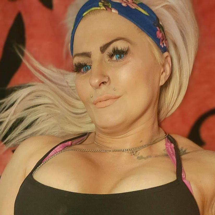 
                        Danni G
                     is Female Escorts. | Red Deer | Alberta | Canada | canadapleasure.com 