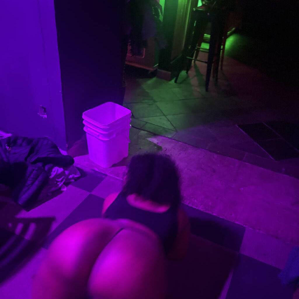 
                        LOLA
                     is Female Escorts. | Edmonton | Alberta | Canada | canadapleasure.com 