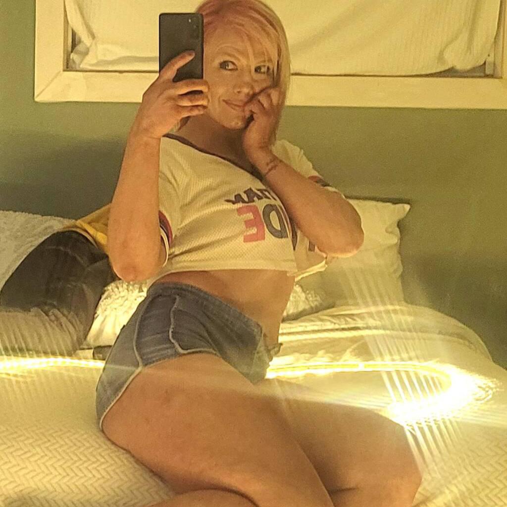
                        Kitty katt
                     is Female Escorts. | Edmonton | Alberta | Canada | canadapleasure.com 