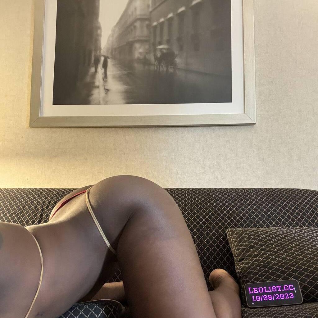
                        Layla
                     is Female Escorts. | Barrie | Ontario | Canada | canadapleasure.com 