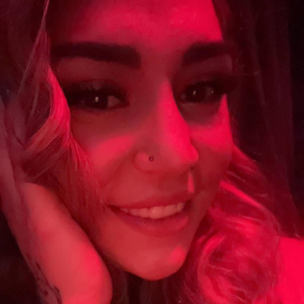 
                        Naomi
                     is Female Escorts. | Lethbridge | Alberta | Canada | canadapleasure.com 