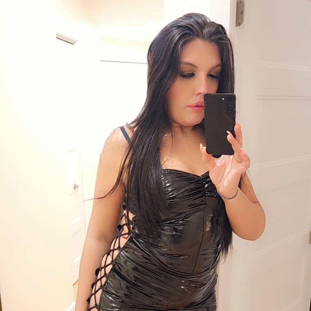 
                        Nina
                     is Female Escorts. | Quebec City | Quebec | Canada | canadapleasure.com 