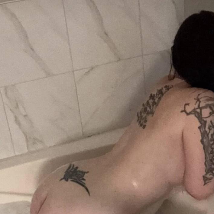 
                        Christina
                     is Female Escorts. | Medicine Hat | Alberta | Canada | canadapleasure.com 