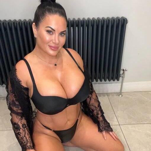 
                        Julie
                     is Female Escorts. | Saguenay | Quebec | Canada | canadapleasure.com 