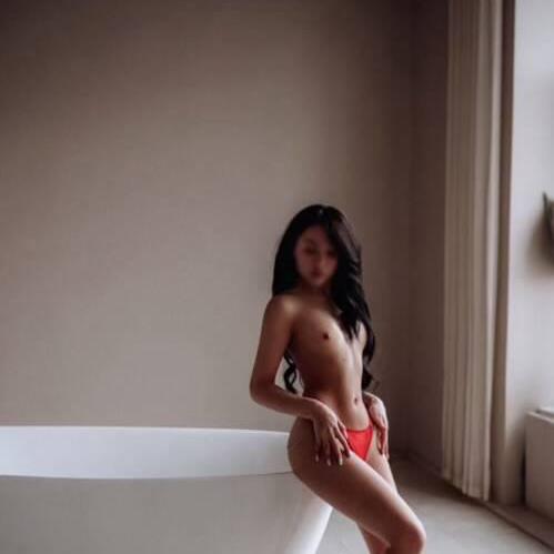 
                        Dahlia
                     is Female Escorts. | Abbotsford | British Columbia | Canada | canadapleasure.com 