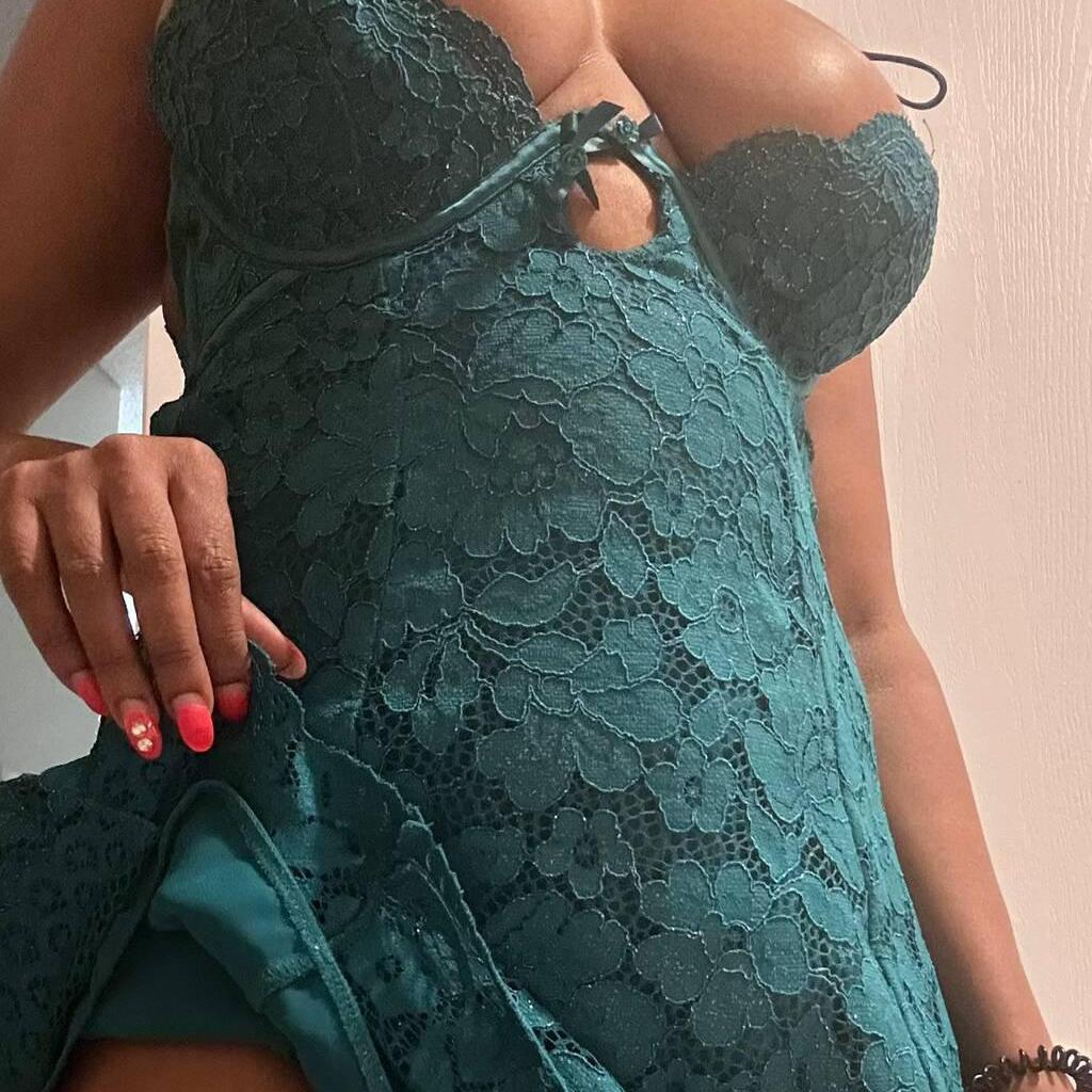 
                        Sara
                     is Female Escorts. | Edmonton | Alberta | Canada | canadapleasure.com 