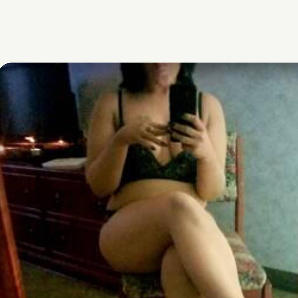 
                        Stacey
                     is Female Escorts. | windsor | Ontario | Canada | canadapleasure.com 