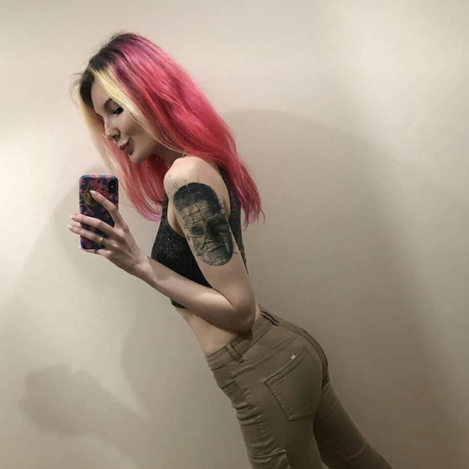 
                        Barbie
                     is Female Escorts. | Grande Prairie | Alberta | Canada | canadapleasure.com 