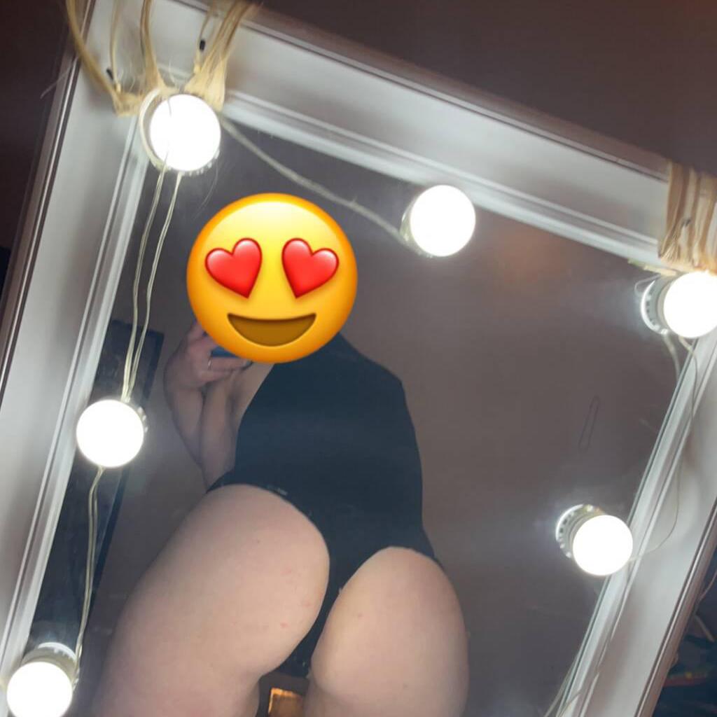 
                        Ella
                     is Female Escorts. | windsor | Ontario | Canada | canadapleasure.com 