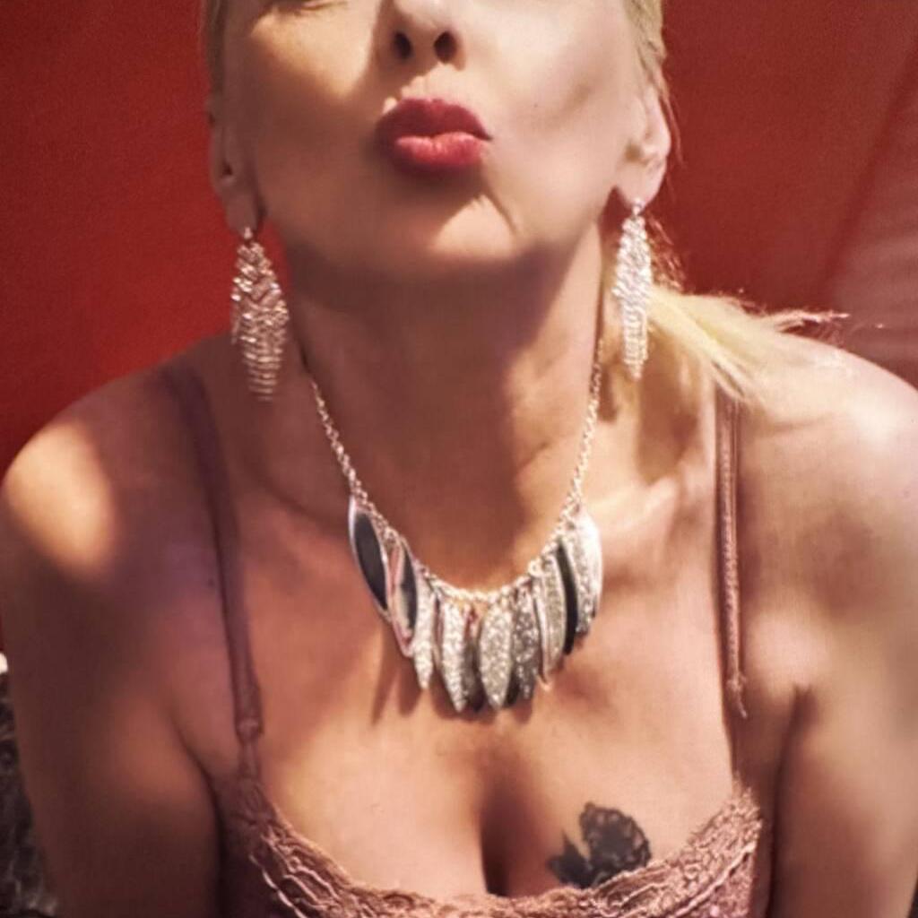 
                        Michelle
                     is Female Escorts. | windsor | Ontario | Canada | canadapleasure.com 