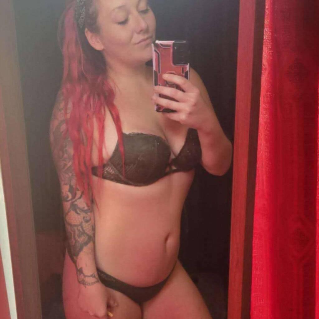 
                        Alison
                     is Female Escorts. | Medicine Hat | Alberta | Canada | canadapleasure.com 