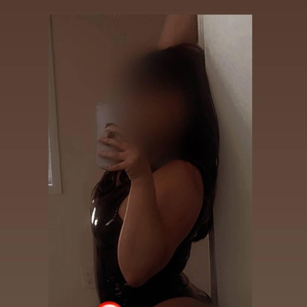 
                        Alexa
                     is Female Escorts. | windsor | Ontario | Canada | canadapleasure.com 
