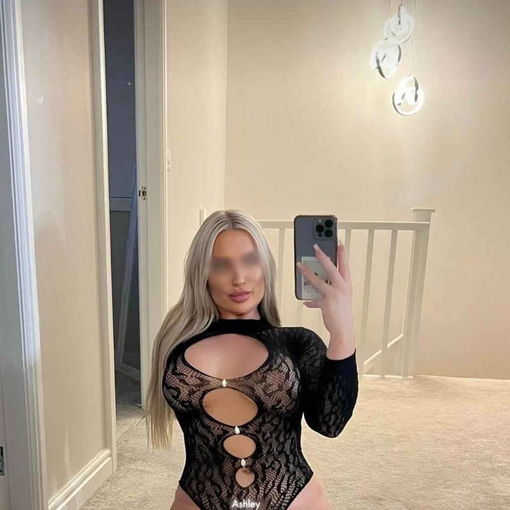 
                        Ash
                     is Female Escorts. | belleville | Ontario | Canada | canadapleasure.com 