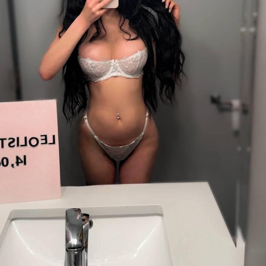 
                        VIP Playmate
                     is Female Escorts. | Lethbridge | Alberta | Canada | canadapleasure.com 