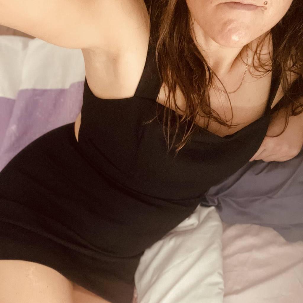 
                        ° emi °
                     is Female Escorts. | Abbotsford | British Columbia | Canada | canadapleasure.com 