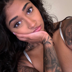 Favor is Female Escorts. | Regina | Saskatchewan | Canada | canadapleasure.com 