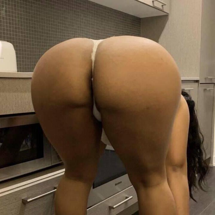 
                        Mariah
                     is Female Escorts. | Hamilton | Ontario | Canada | canadapleasure.com 