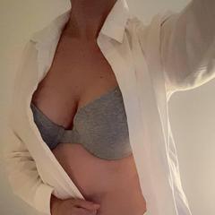 
                        Amber
                     is Female Escorts. | Niagara | Ontario | Canada | canadapleasure.com 
