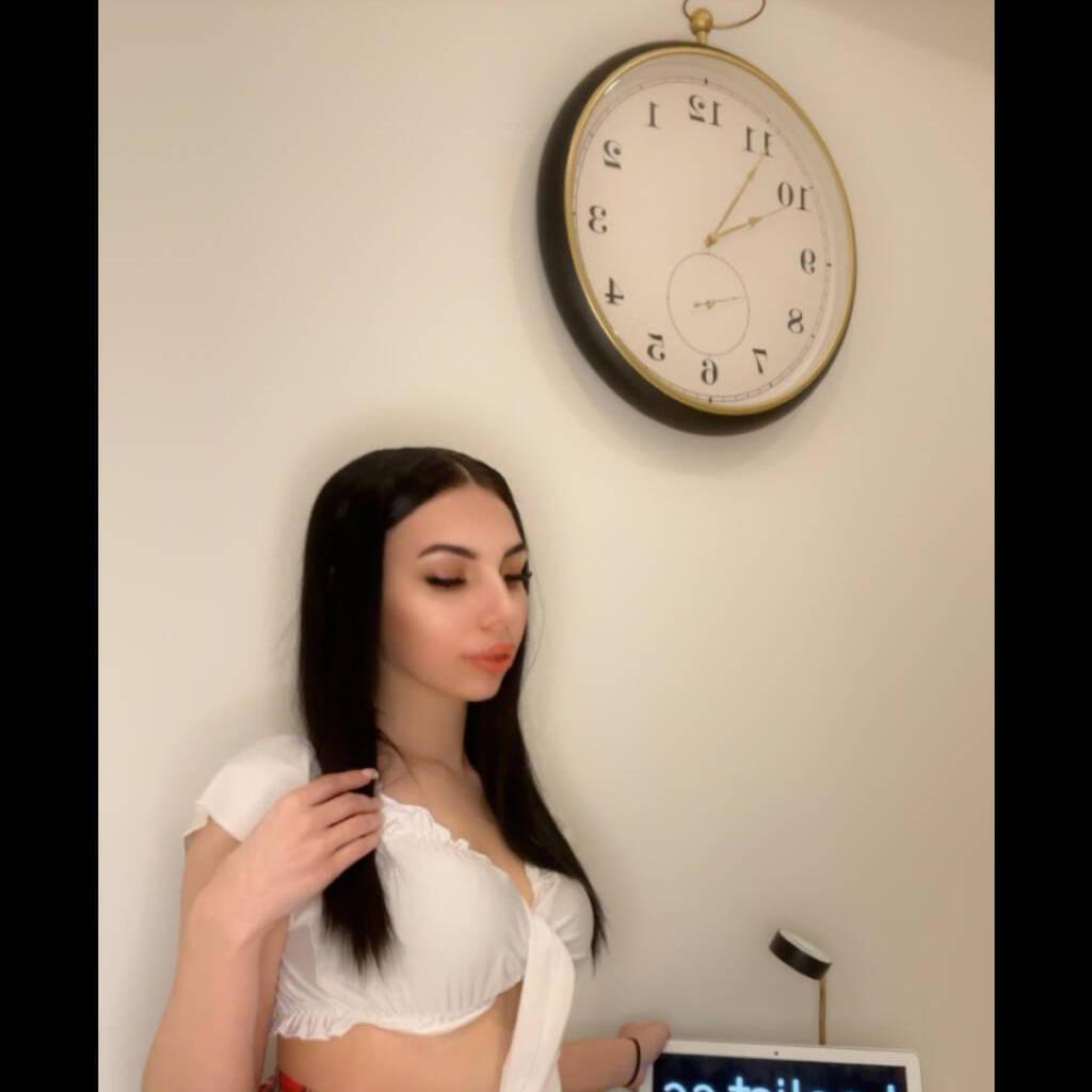 
                        Arianna
                     is Female Escorts. | windsor | Ontario | Canada | canadapleasure.com 