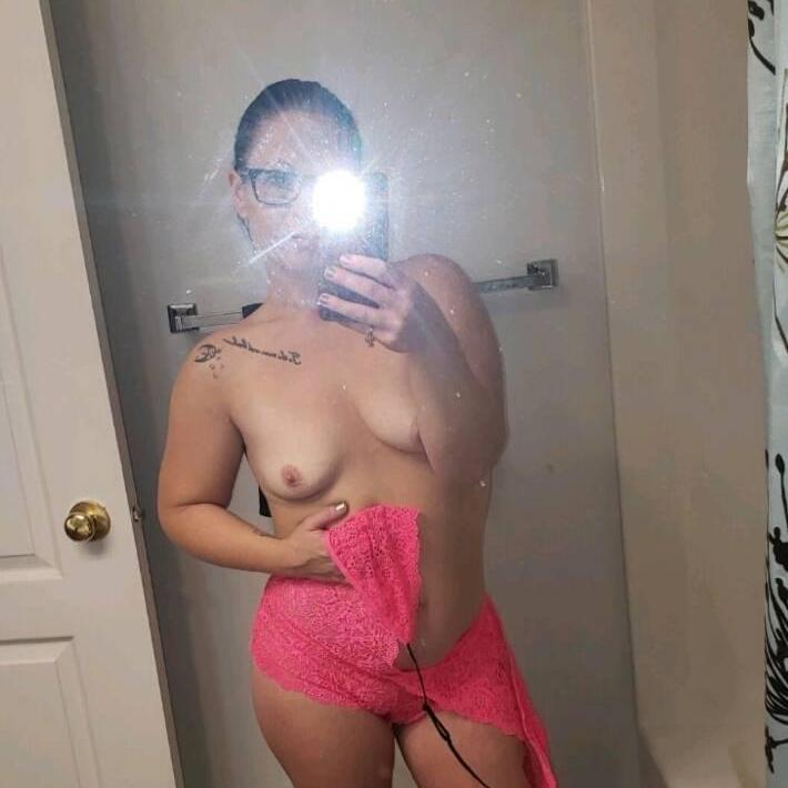 
                        Nina
                     is Female Escorts. | Kelowna | British Columbia | Canada | canadapleasure.com 