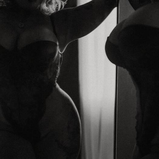 
                        Mia May; Formerly Monroe
                     is Female Escorts. | Moncton | New Brunswick | Canada | canadapleasure.com 