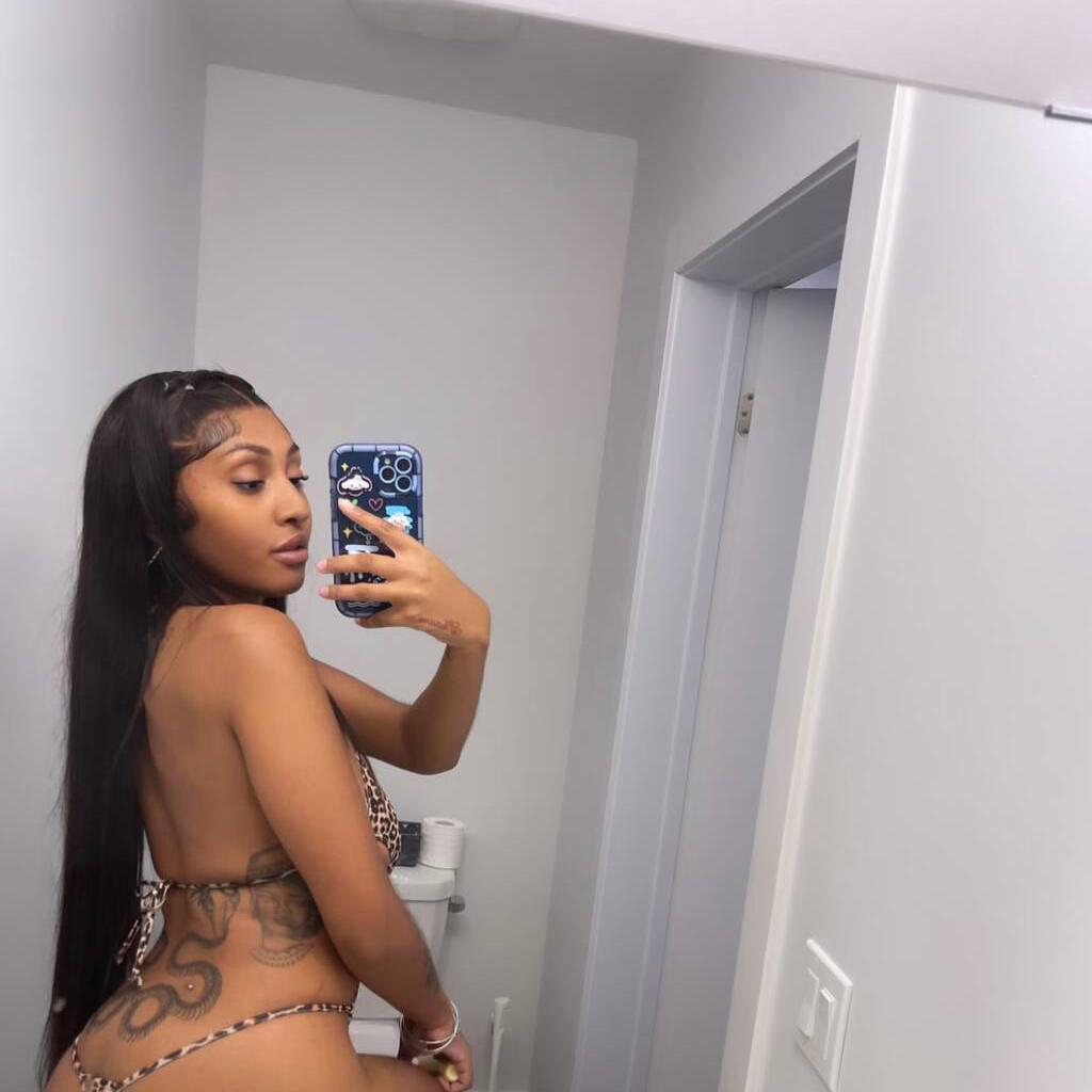 
                        Sabrina
                     is Female Escorts. | Guelph | Ontario | Canada | canadapleasure.com 