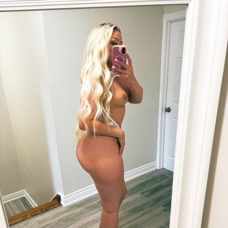 
                        ONLINE ONLY XXX
                     is Female Escorts. | St. Albert | Alberta | Canada | canadapleasure.com 