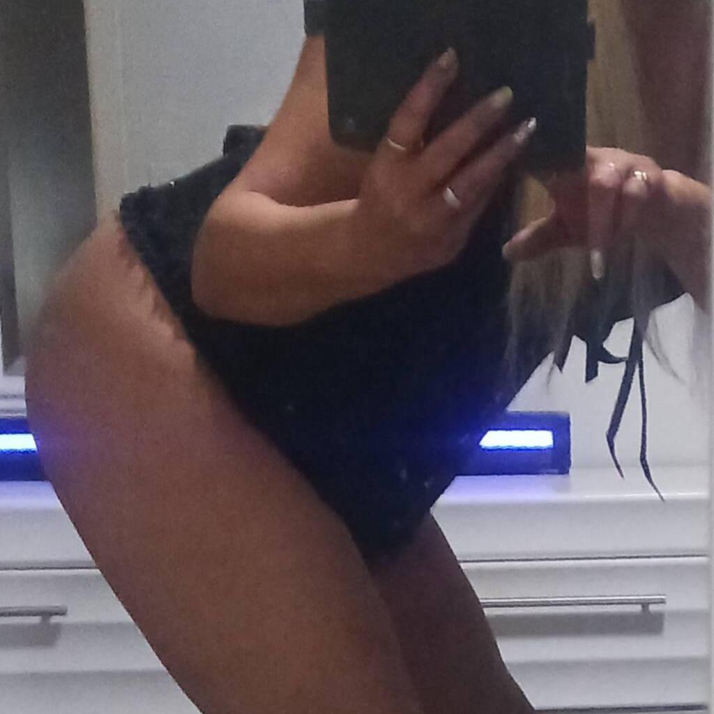 
                        Tiffany
                     is Female Escorts. | Vancouver | British Columbia | Canada | canadapleasure.com 