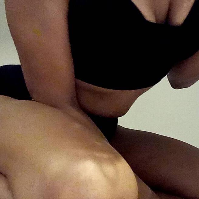 
                        Naomi
                     is Female Escorts. | Guelph | Ontario | Canada | canadapleasure.com 