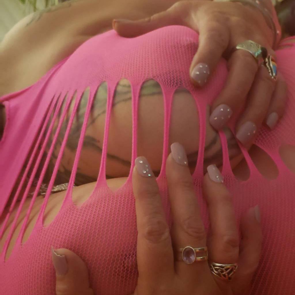 
                        Vivien
                     is Female Escorts. | Regina | Saskatchewan | Canada | canadapleasure.com 