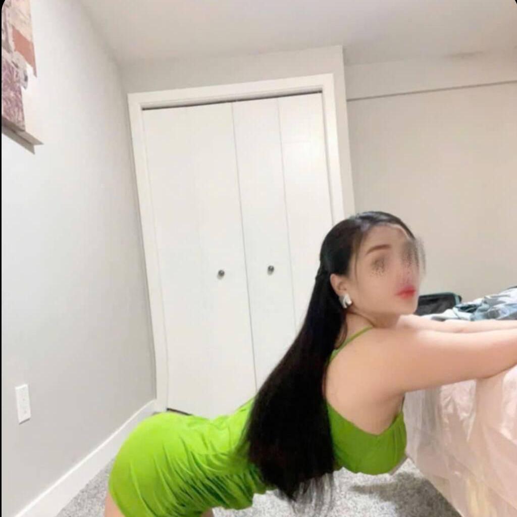 
                        Candy
                     is Female Escorts. | Quebec City | Quebec | Canada | canadapleasure.com 