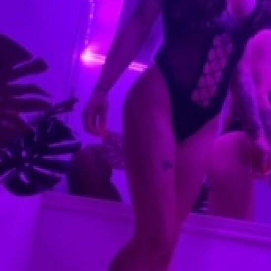 
                        karina
                     is Female Escorts. | Montreal | Quebec | Canada | canadapleasure.com 