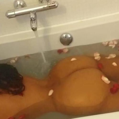 
                        Luisa
                     is Female Escorts. | Toronto | Ontario | Canada | canadapleasure.com 