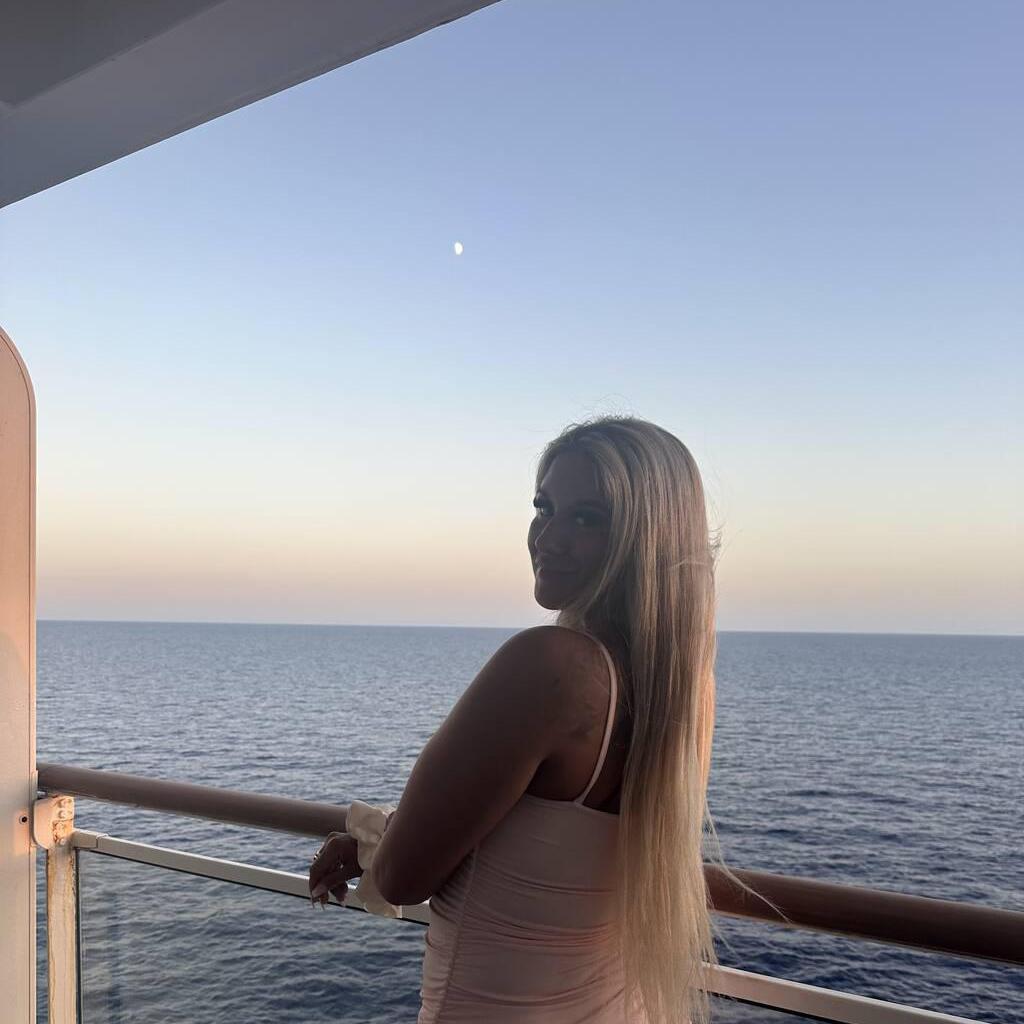 
                        Jennyfer
                     is Female Escorts. | Montreal | Quebec | Canada | canadapleasure.com 