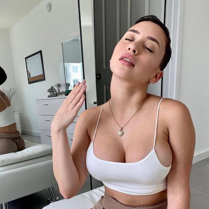 
                        Ereca
                     is Female Escorts. | Saguenay | Quebec | Canada | canadapleasure.com 