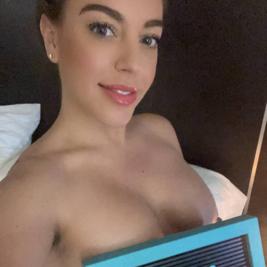 
                        Jessica Fox
                     is Female Escorts. | Toronto | Ontario | Canada | canadapleasure.com 