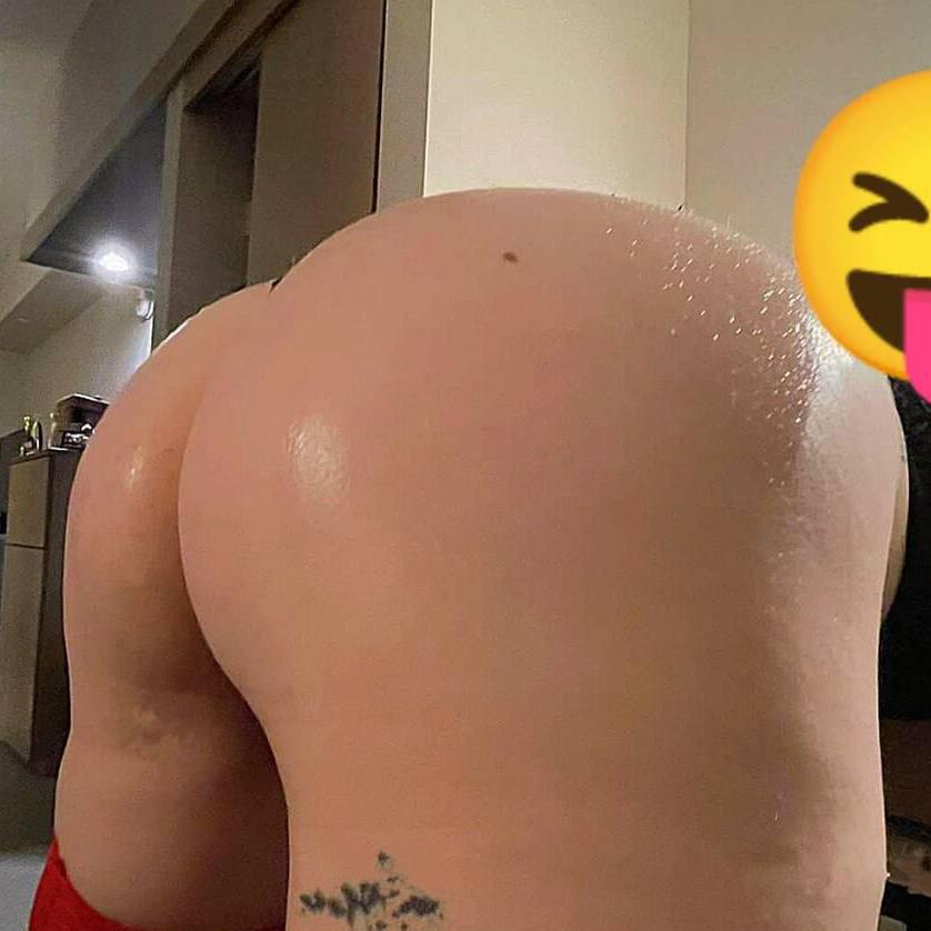 
                        Chloee Rose
                     is Female Escorts. | Kingston | Ontario | Canada | canadapleasure.com 