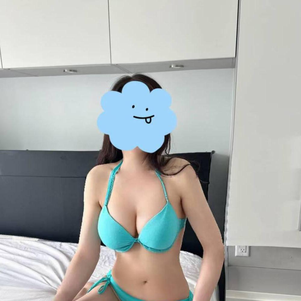 
                        Mia
                     is Female Escorts. | Quebec City | Quebec | Canada | canadapleasure.com 