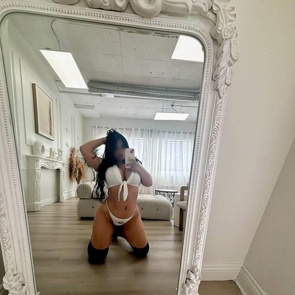 
                        Jenny
                     is Female Escorts. | Sherbrooke | Quebec | Canada | canadapleasure.com 