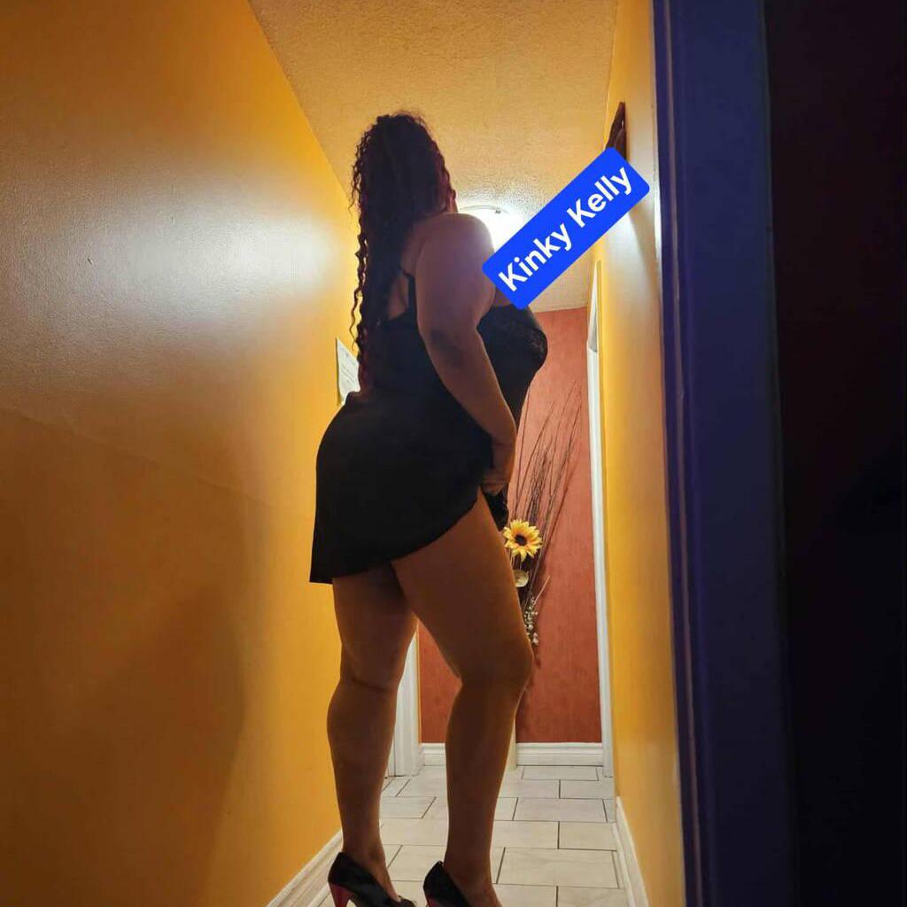 
                        Kelly
                     is Female Escorts. | Niagara | Ontario | Canada | canadapleasure.com 