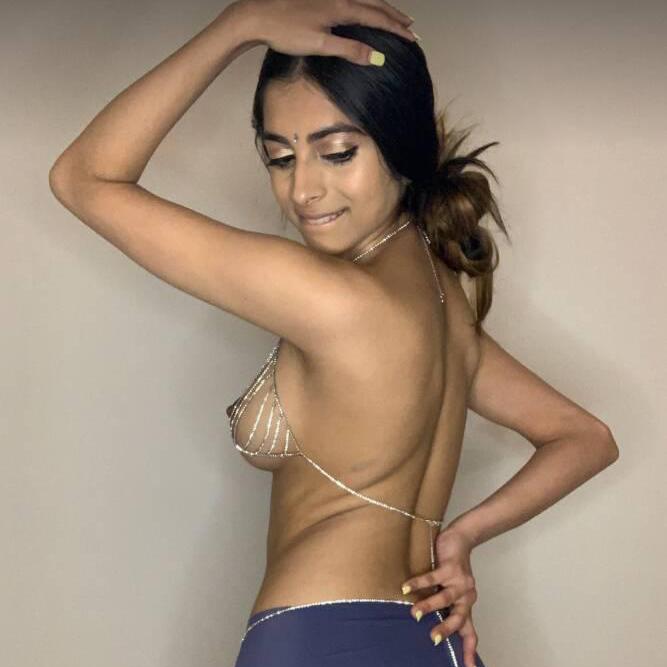 
                        Divya
                     is Female Escorts. | Moncton | New Brunswick | Canada | canadapleasure.com 